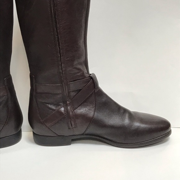 UGG Leather Boots - Picture 7 of 16